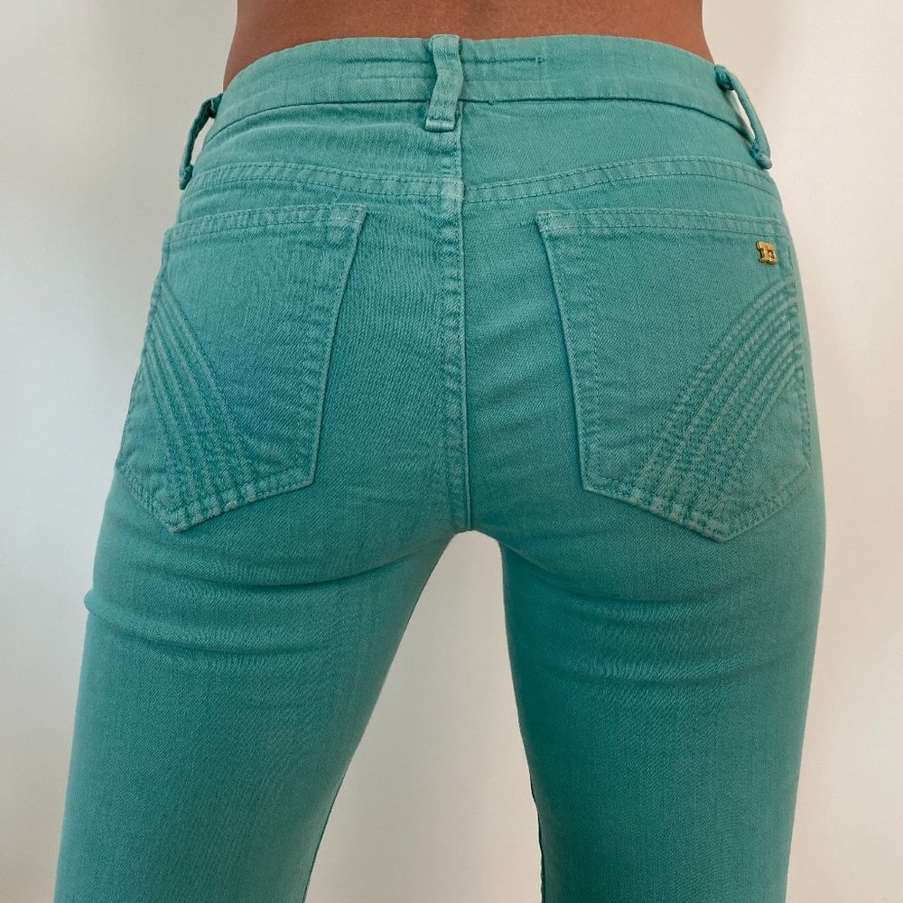 Joe's Straight Leg Jeans in Jade - Size 26